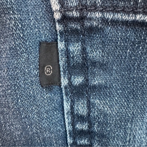 Levi's RARE  R tab Indigo Slim Fit Men's 511 Jeans - Picture 4 of 4